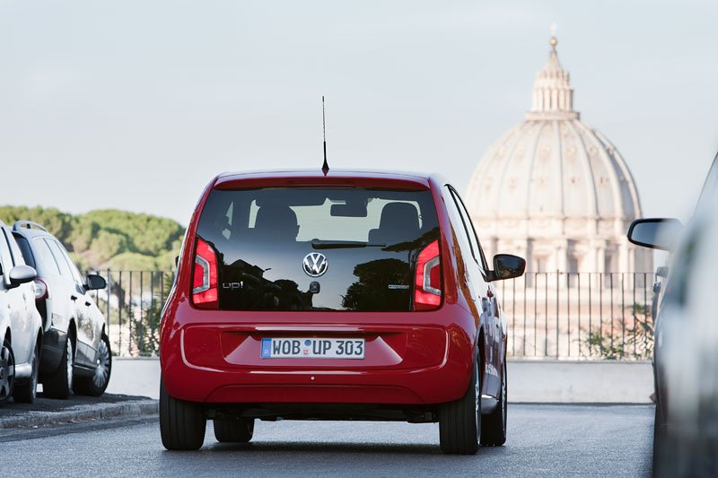 VW Up! - fotografie z Říma