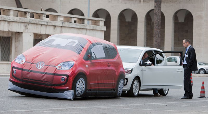 VW Up! - fotografie z Říma