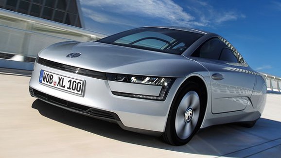 Volkswagen XL1: 795 kg těžký hybridní sporťáček umí až 160 km/h
