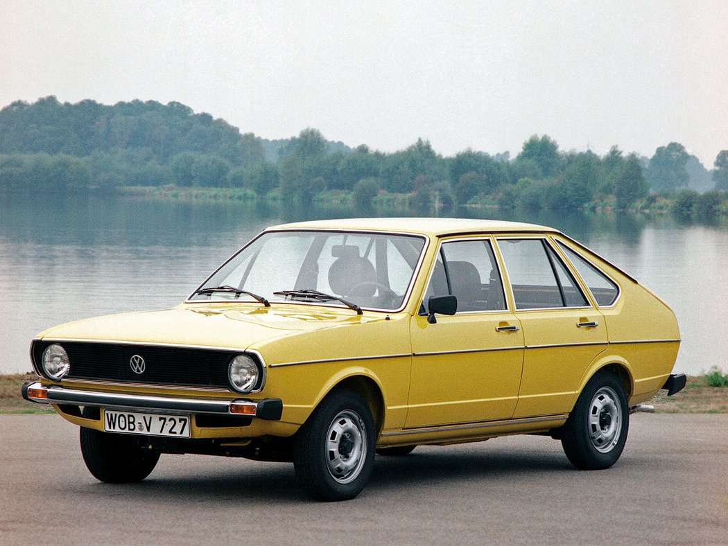 VW Passat 1. generace