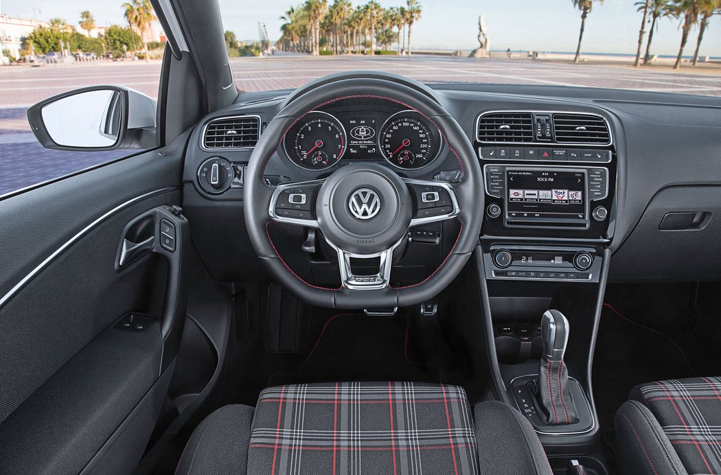 Volkswagen Polo GTI (2014)