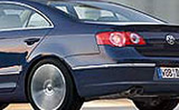 Volkswagen Passat Coupé se blíží