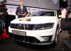 Autem roku 2015 je Volkswagen Passat (+video)