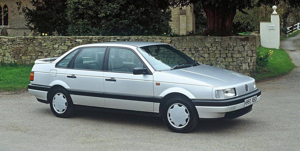 Volkswagen Passat B3 (1989)