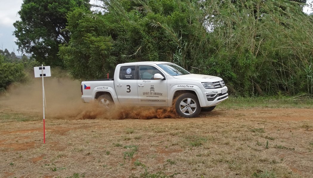 Češi na offroadové soutěži v Africe