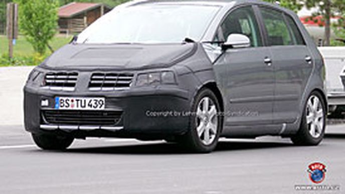 Spy Photos: Volkswagen chystá facelift pro Golf Plus Spy Photos: Volkswagen chystá facelift pro Golf Plus