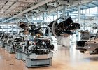 Skleněná továrna VW v Drážďanech oslaví rekord