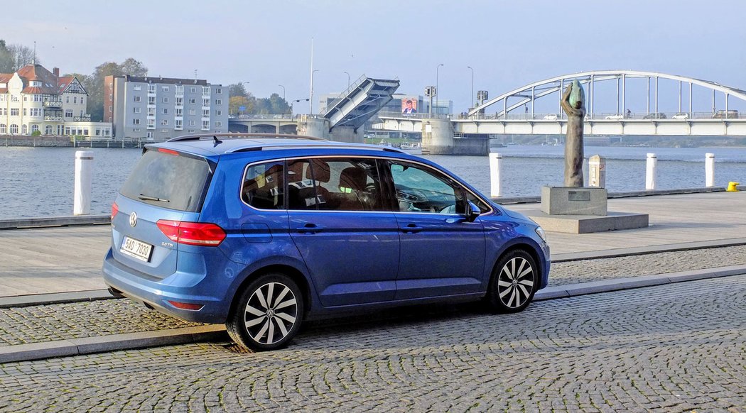 Volkswagen Touran 2.0 TDI DSG