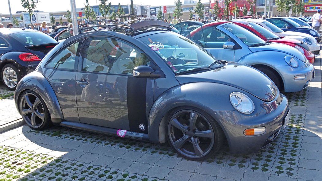 Volkswagen New Beetle