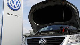 Volkswagen falšoval ve svých vozech emise.