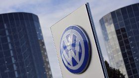 Akcionáři Volkswagenu chtějí odškodnění devět miliard eur