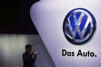 Volkswagen prý pomáhal týrat zaměstnance. Nechal je údajně mučit i na pracovišti