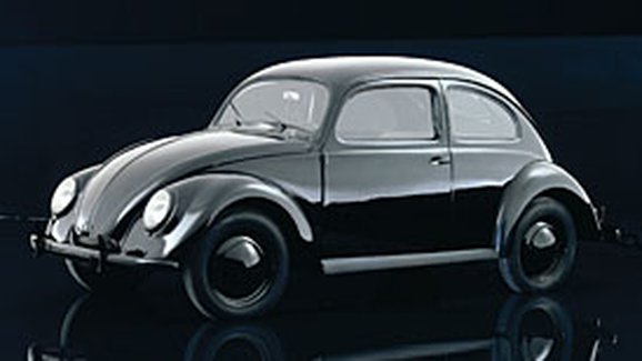 Projekt Volkswagen dostal zelenou před 75 lety, v továrním muzeu Porsche proběhne výstava