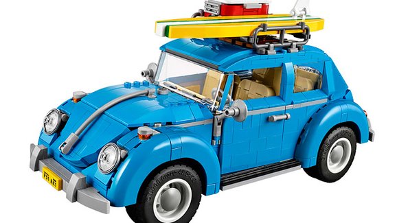 Volkswagen Beetle z Lega je hračka pro velké kluky. Cena ale není nízká