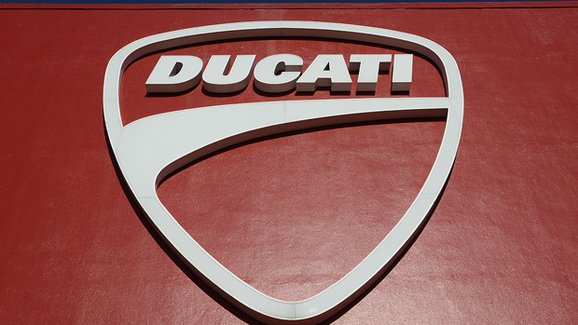VW zvažuje prodej motocyklové značky Ducati
