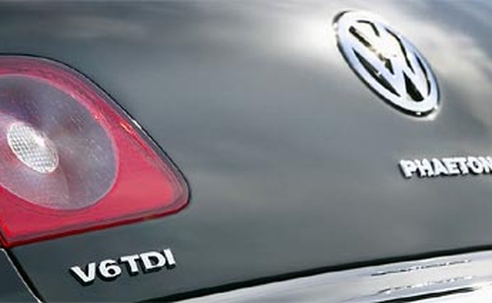VW Phaeton 2005: Nový motor