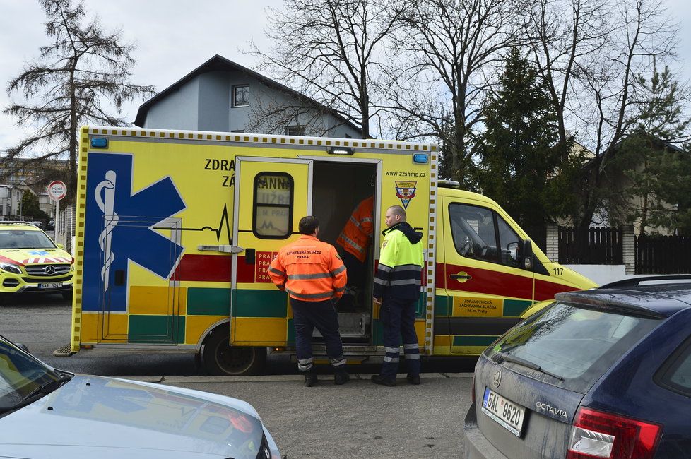 V Michli došlo k výbuchu v šachtě, na místě zasahují záchranné složky.