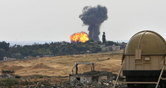 Výbuch izraelské rakety v pásmu Gazy