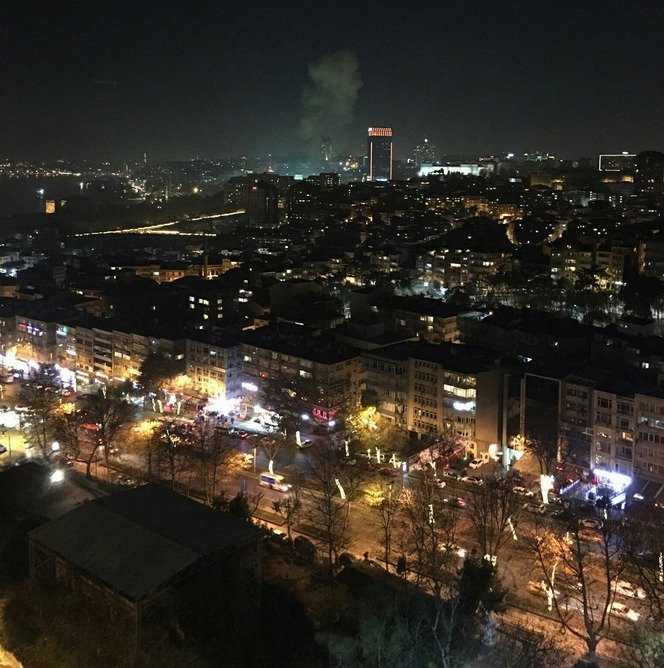 Výbuch v Instanbulu si vyžádal nejméně 20 zraněných.