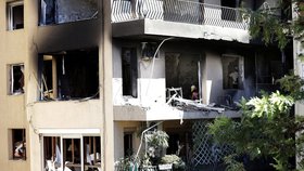 Dům v Baraceloně, ve kterém došlo ráno k explozi. Lidé museli být evakuováni, jeden incident nepřežil.