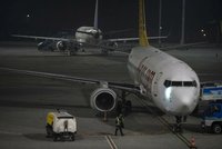 Výbuch v letadle na mezinárodním letišti v Istanbulu. Mrtvý a Turci ve střehu