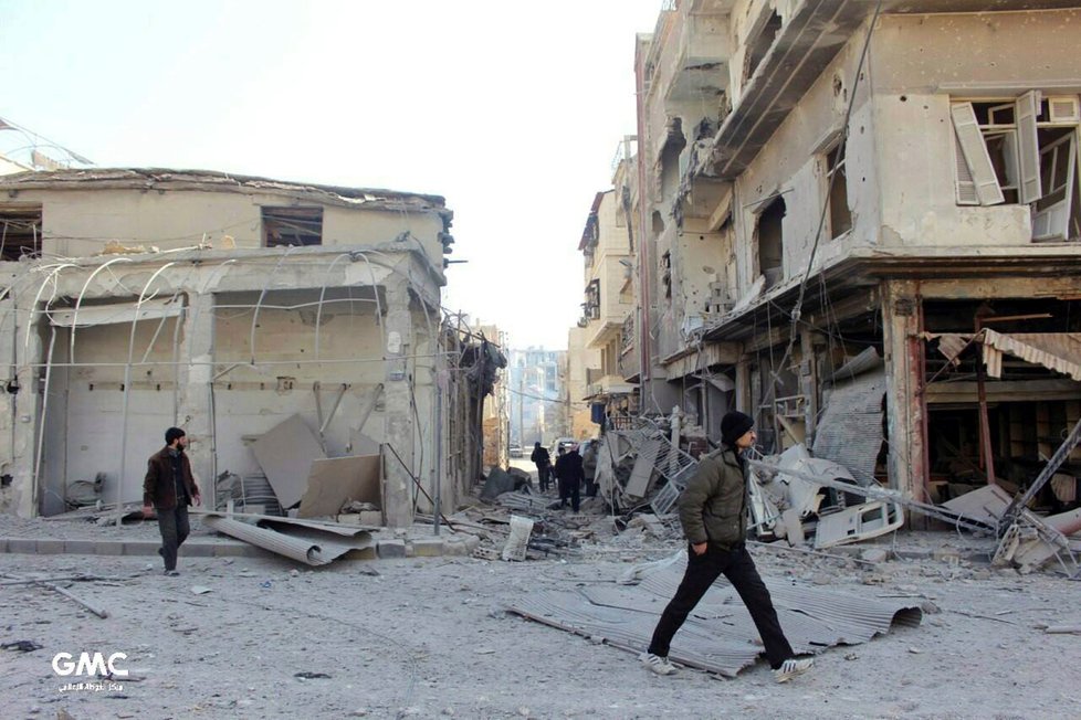 Syřané se vrací domů, z jejich měst zbyly jen trosky.