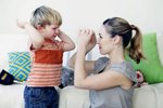 7 kroků, jak za jediný týden zkrotit dítě, které fňuká a vzteká se