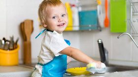 Jaké domácí práce zvládne dvouleté, pětileté či desetileté dítě? 