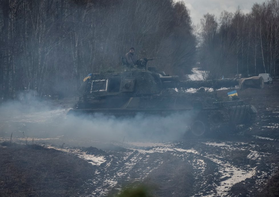 Výcvik ukrajinských vojáků nedaleko Černobylu a běloruské hranice (2. 2. 2023).