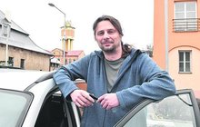 Vladislav N. (45) vyhrál ve světové loterii: Papež mi pošle »lambo«!