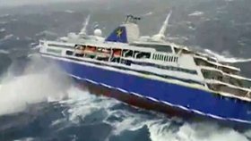 Dokumentární film zobrazuje katastrofické události na výletních lodích.