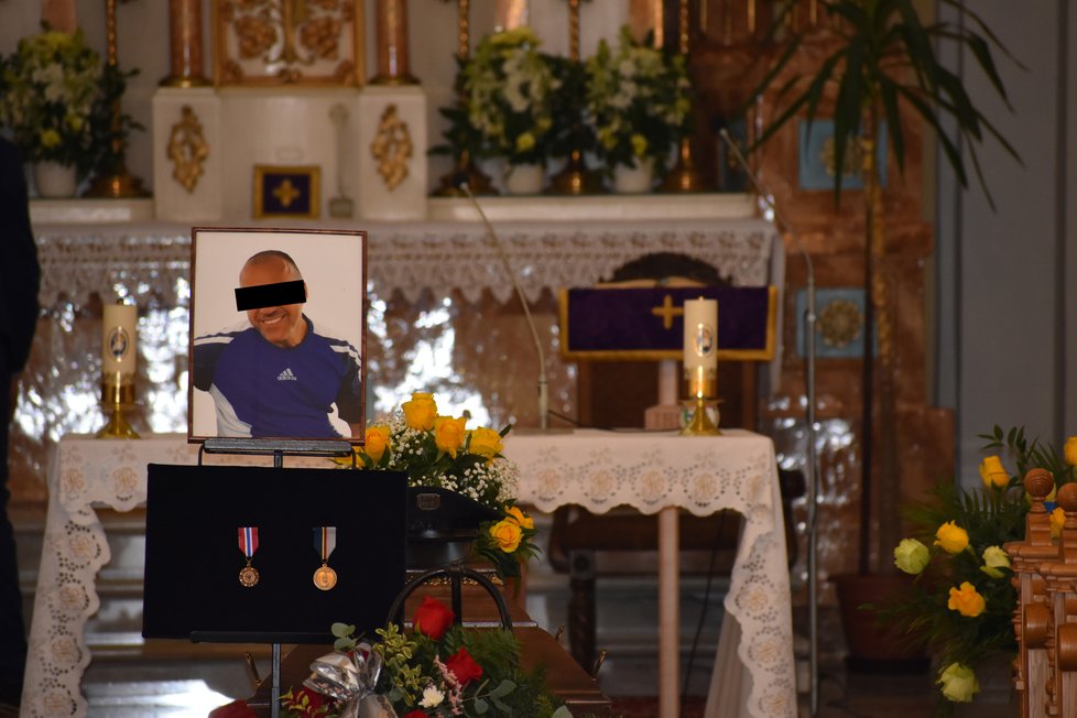Pohřeb policisty z Výměny manželek Stanislava K.