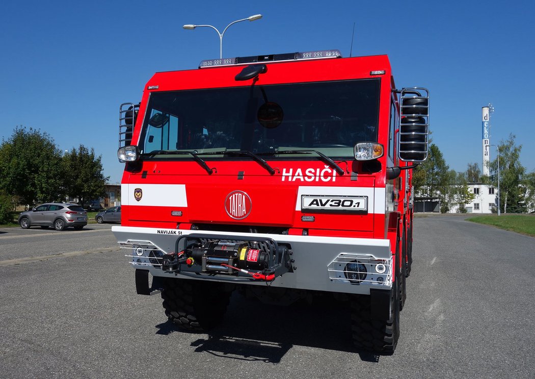 Vyprošťovací autojeřáb AV30.1 - TATRA 815-7