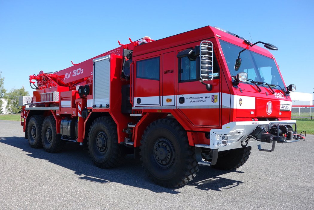 Vyprošťovací autojeřáb AV30.1 - TATRA 815-7