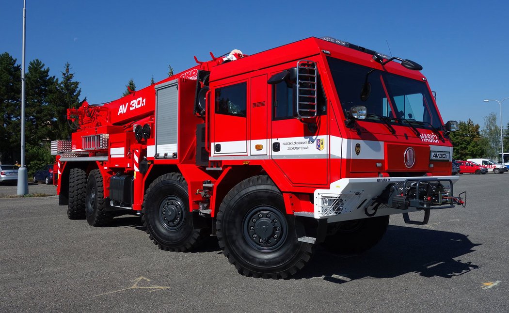 Vyprošťovací autojeřáb AV30.1 - TATRA 815-7