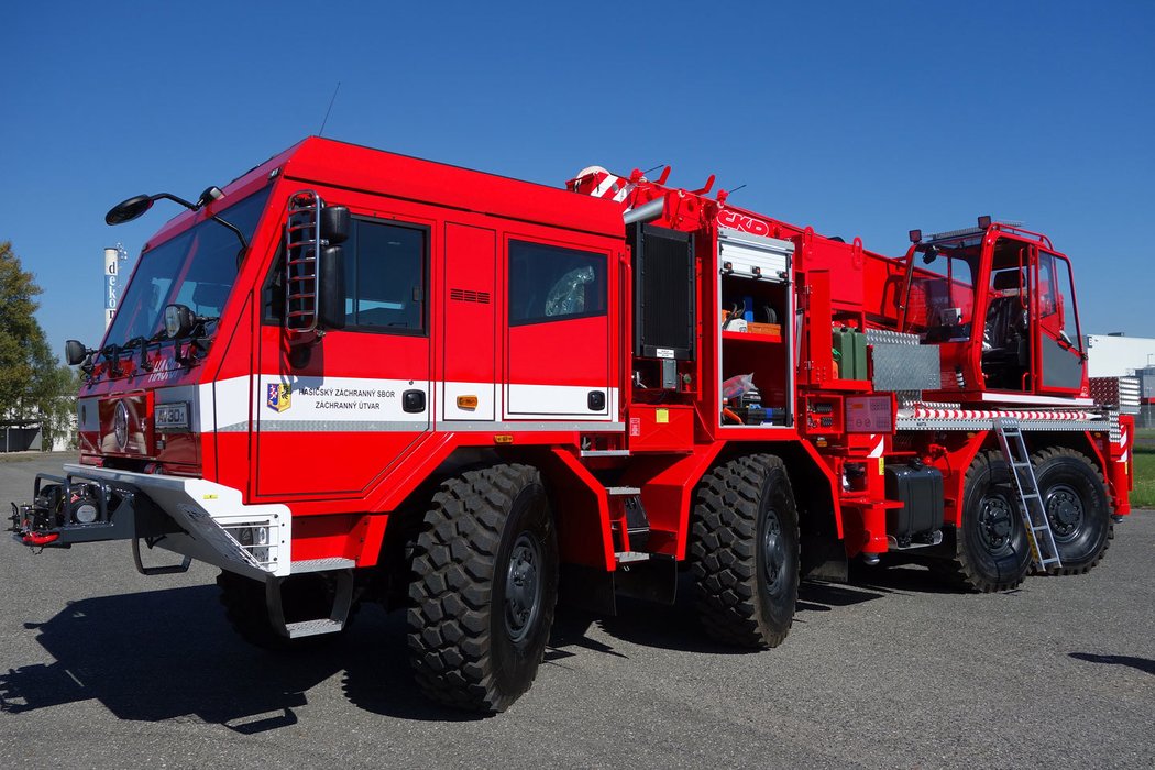 Vyprošťovací autojeřáb AV30.1 - TATRA 815-7