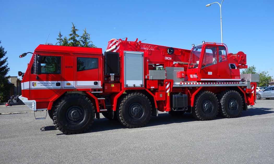 Vyprošťovací autojeřáb AV30.1 - TATRA 815-7