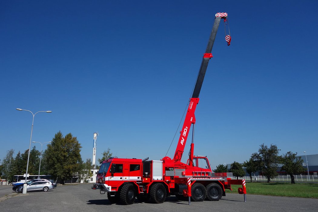 Vyprošťovací autojeřáb AV30.1 - TATRA 815-7