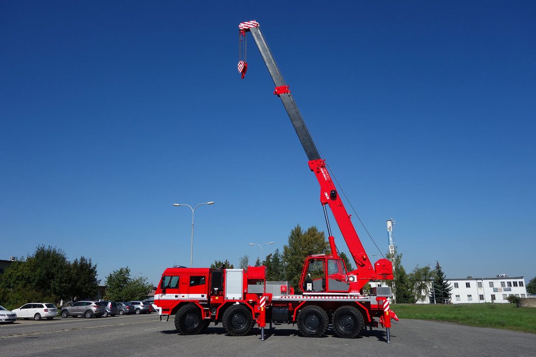 Vyprošťovací autojeřáb AV30.1 - TATRA 815-7