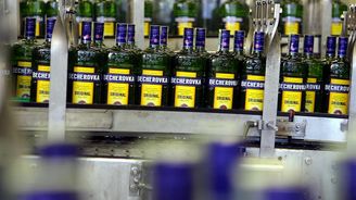 Bisnode: Nejstabilnější českou firmou je Karlovarská Becherovka