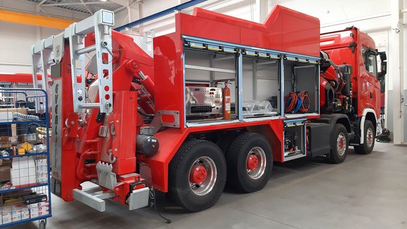 Jak vypadá výroba hasičského vozu Kobit-THZ na podvozku Scania?