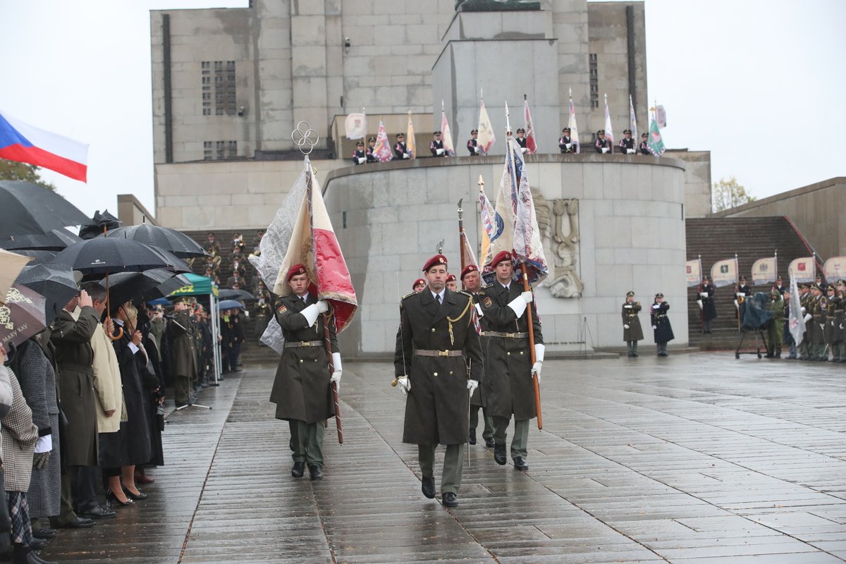 Petním akt na Vítkově ke 100. narozeninám republiky