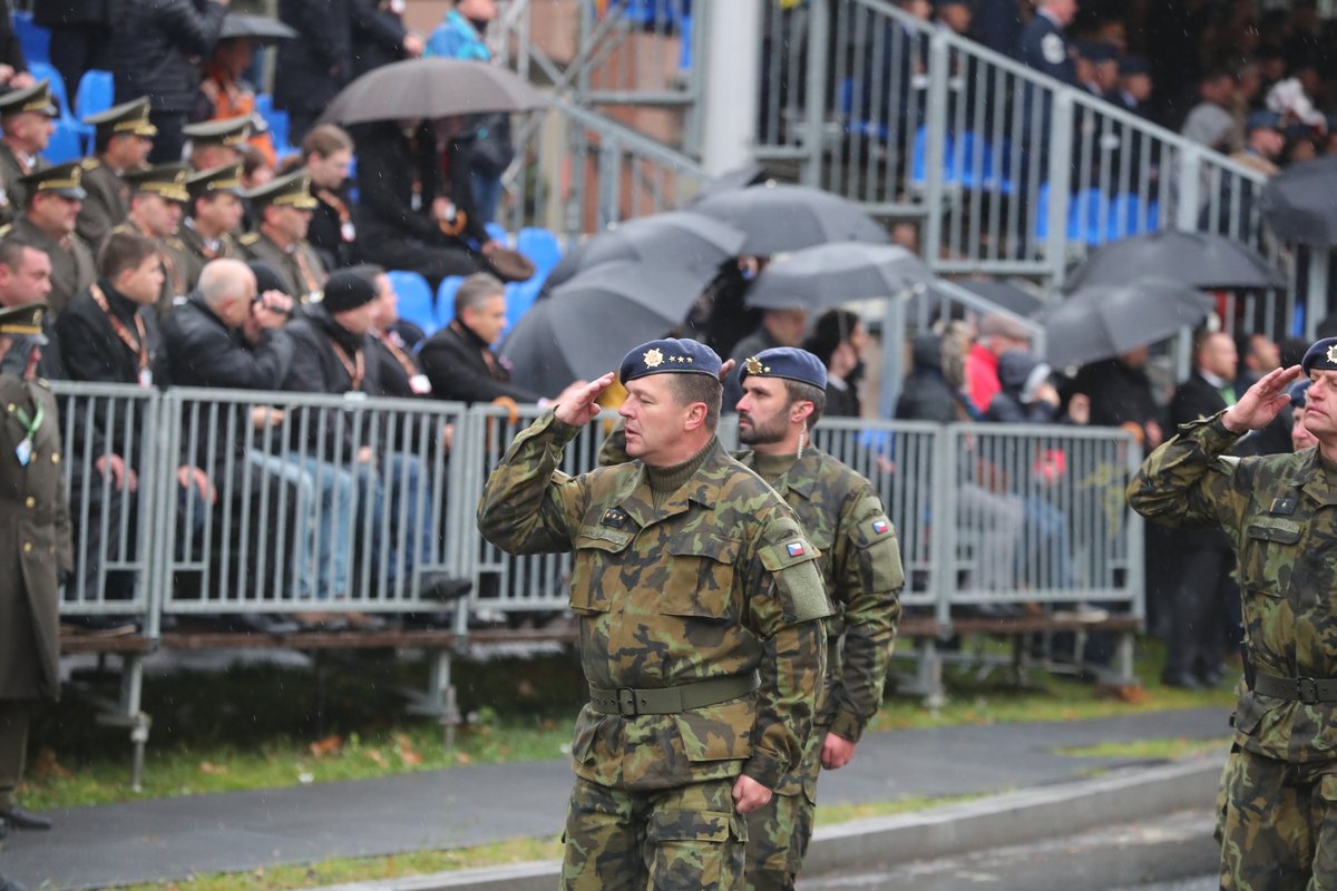 Vojenská přehlídka ke 100. výročí vzniku Československa 28. října 2018.