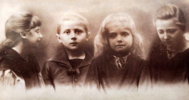 100 let od tragické smrti čtyř sourozenců: Chtěli první sněženky, utopili se v Odře