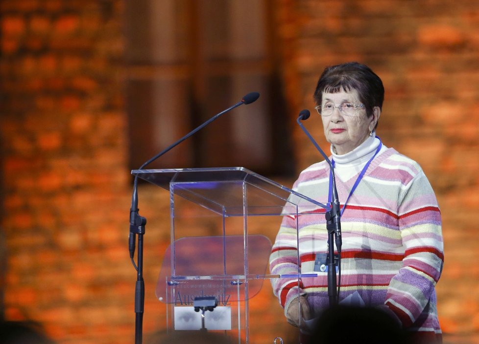 70. výročí osvobození Osvětimi: jedna z přeživších Halina Birenbaum vzpomínala na hrůzy koncentračního tábora