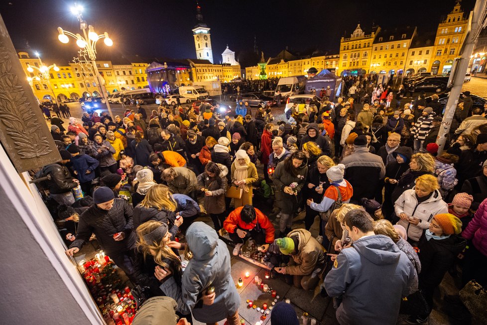 Oslavy 17. listopadu v Českých Budějovicích.