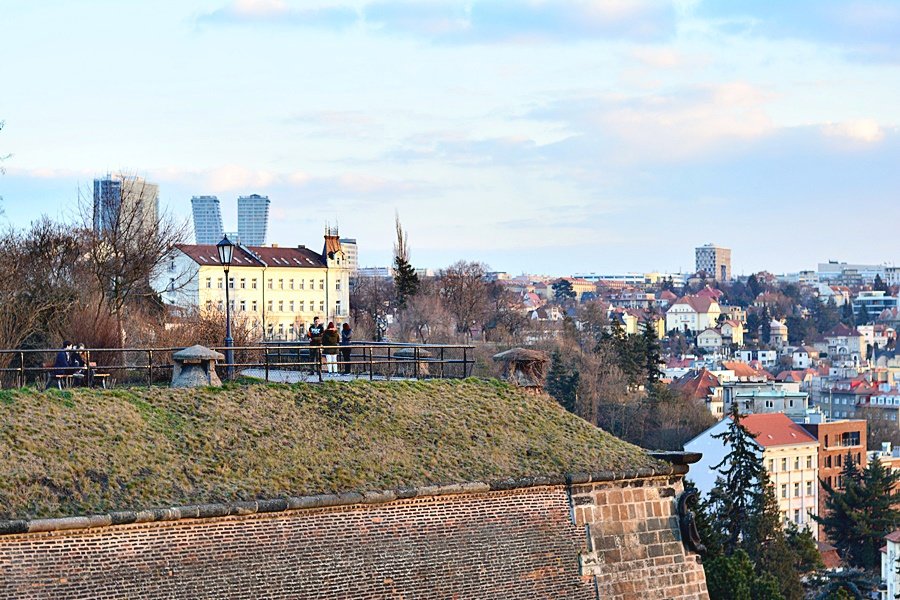 Vyšehrad patří mezi nejromatičtější místa v Praze