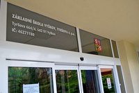 Záhada! Ohromný únik vody zavřel základku ve Vyškově: Nikde ale nic neteče