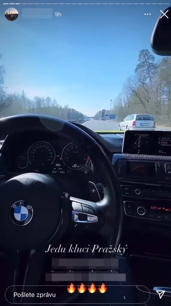 Tomáš jel ve svém BMW po dálnici D10 rychlostí 303 km/h