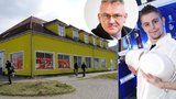 Klidně mě zastřel, křičela oběť. Strážník, který zabil vyhazovače v Mýtě, stanul znovu před soudem